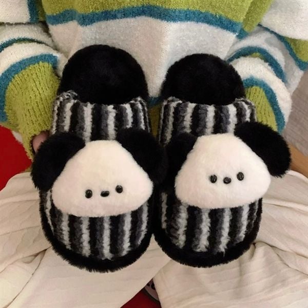  Dép lông charm cún đen trắng kẻ sọc 