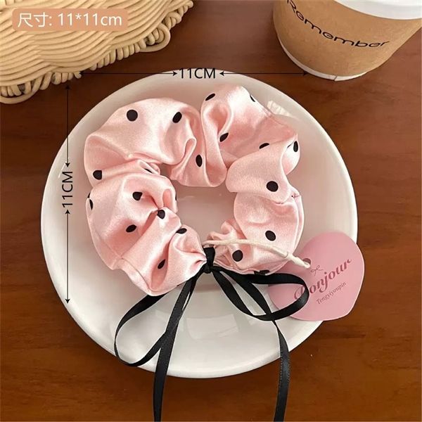  Scrunchies hồng chấm bi nơ đen 