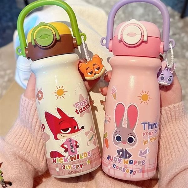  Bình giữ nhiệt Zootopia quai xách + charm 550ml 