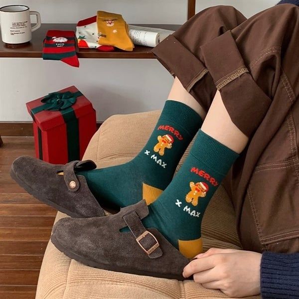  Tất Giáng Sinh bo cổ + hộp tam giác 