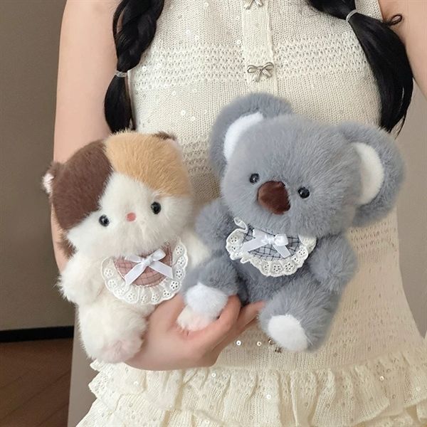  Thú bông đeo yếm ren 20cm 