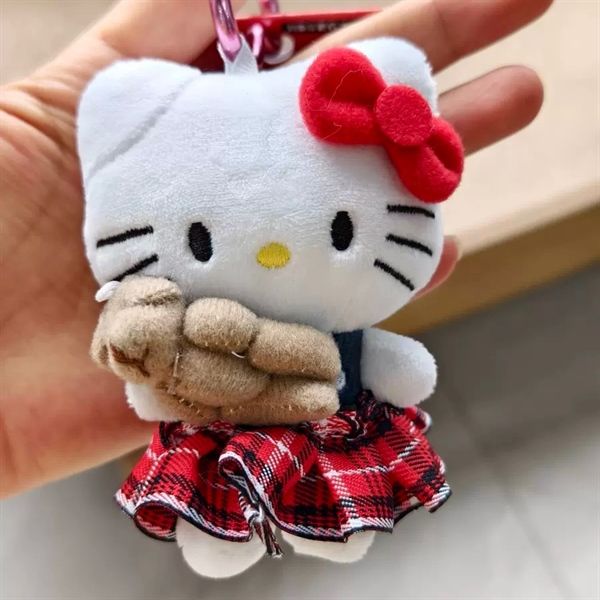  Móc khoá Hello Kitty ôm Teddy 