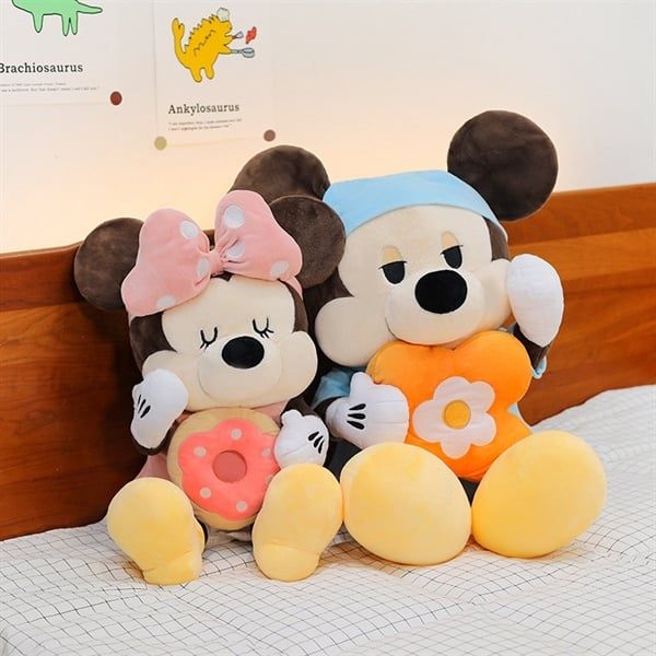 Minnie bông ôm bánh vòng 40cm 