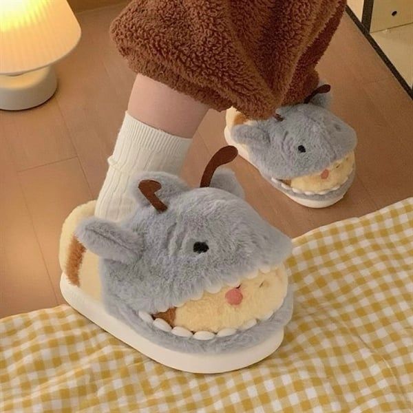  Dép lông ong cá mập 