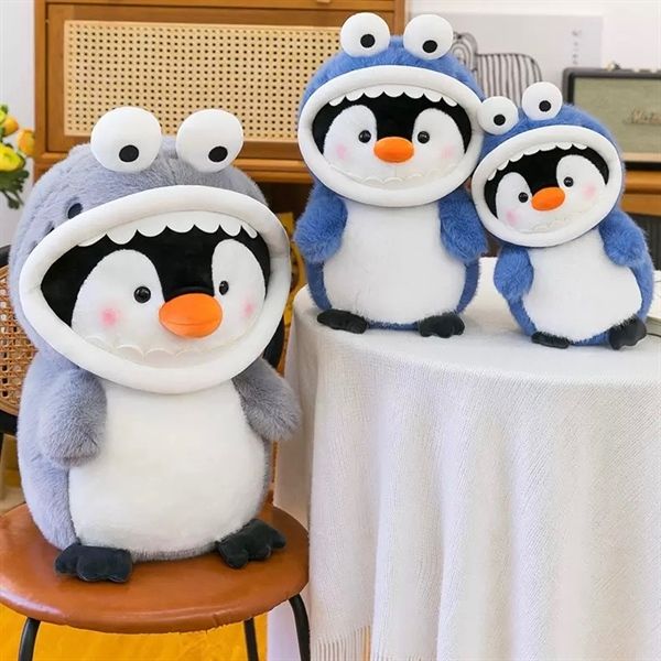  Cánh cụt bông cosplay cá mập 