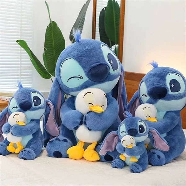  Stitch bông ôm vịt 40cm 