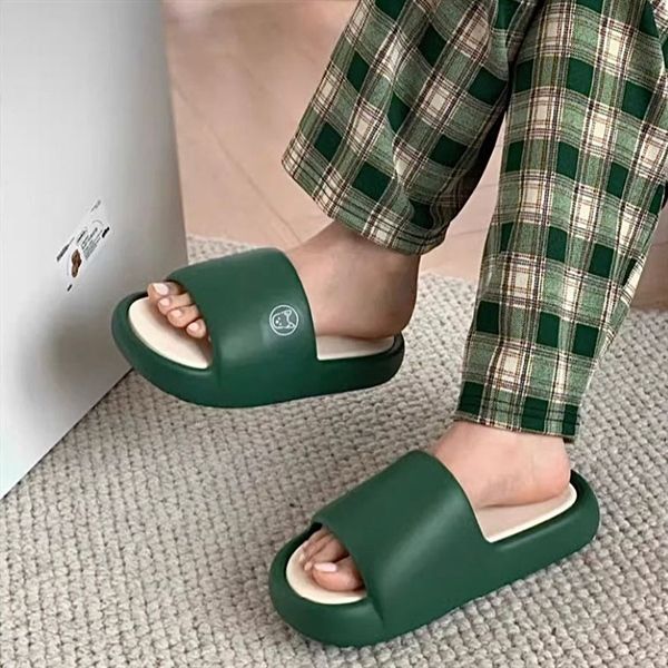  Dép quai ngang xanh trắng logo cún 