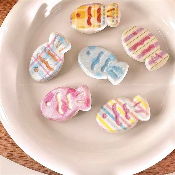  Kẹp tóc cá béo kẻ sọc 