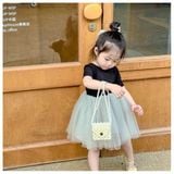  Túi xách ngọc trai vuông chấm đen 