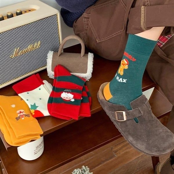  Tất Giáng Sinh bo cổ + hộp tam giác 