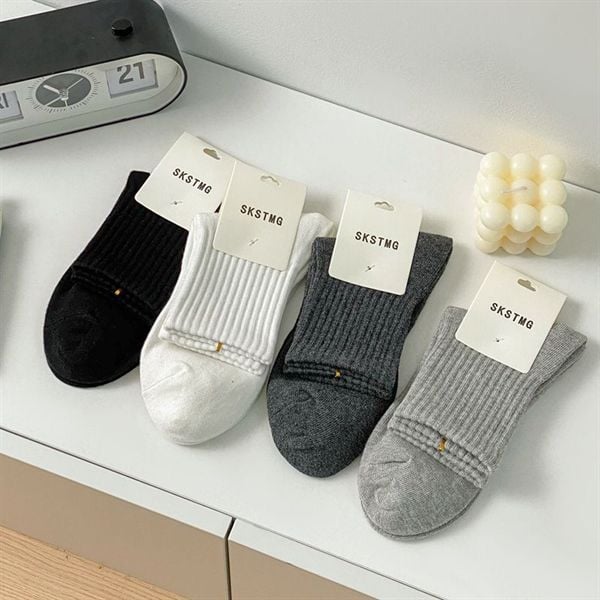  Tất SKSTMG trơn gân cổ 