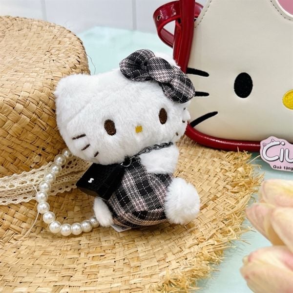  Móc khoá Hello Kitty yếm caro túi xách đen + dây ngọc 