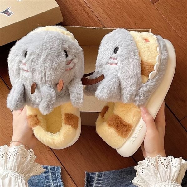  Dép lông ong cá mập 