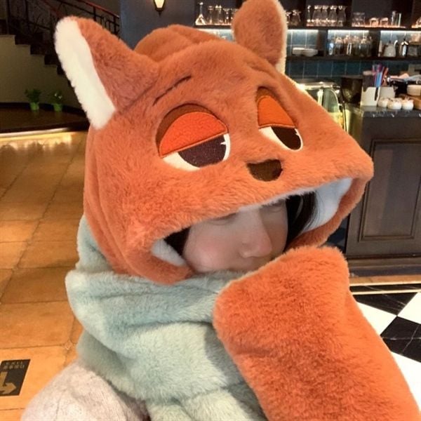  Mũ bông kiêm khăn quàng cổ + bao tay Cáo Zootopia 
