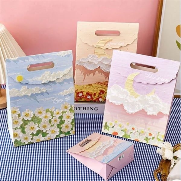  Túi quà gập miệng sơn dầu hoa 