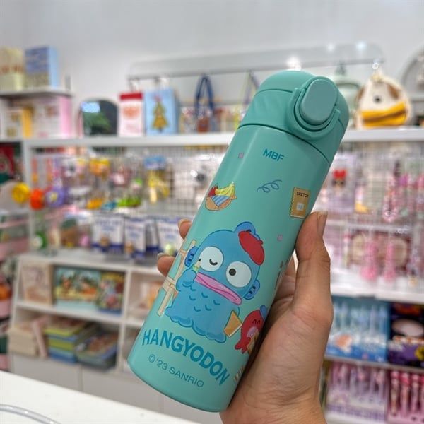  Bình nước Sanrio nắp bật 420ml 