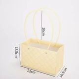  Túi quà vân trám chữ nhật quai nhựa 