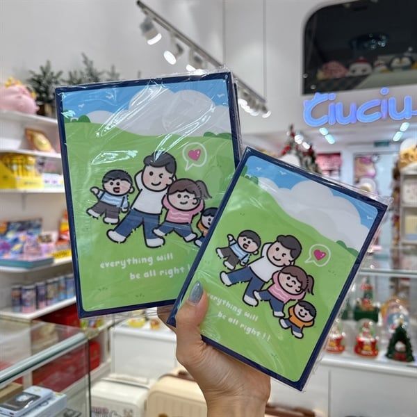  Album ảnh gia đình trên thảm cỏ 