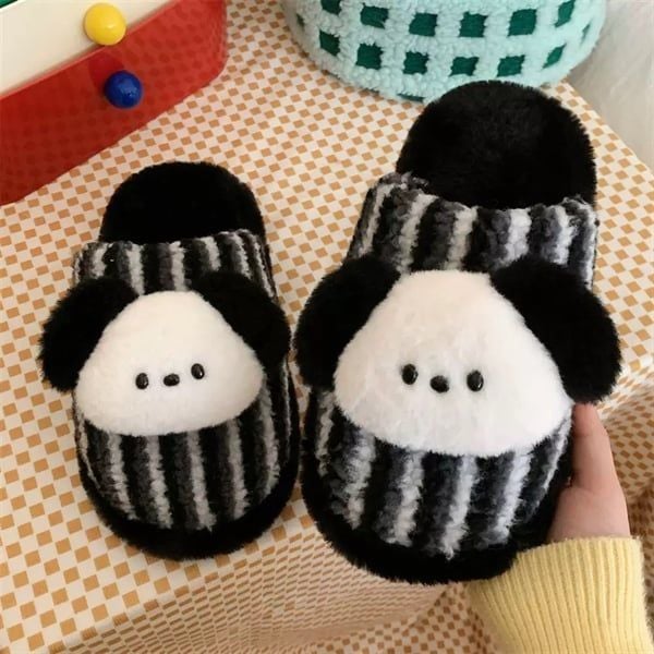  Dép lông charm cún đen trắng kẻ sọc 