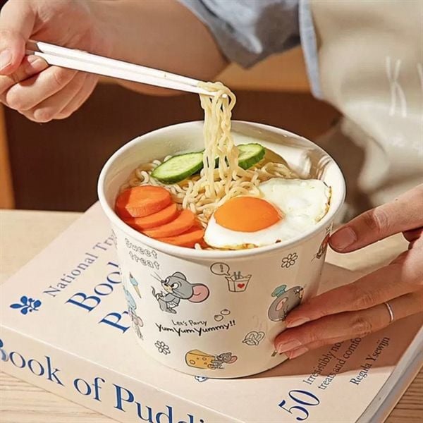  Bát tô ăn mì Tom&Jerry có nắp 1100ml 