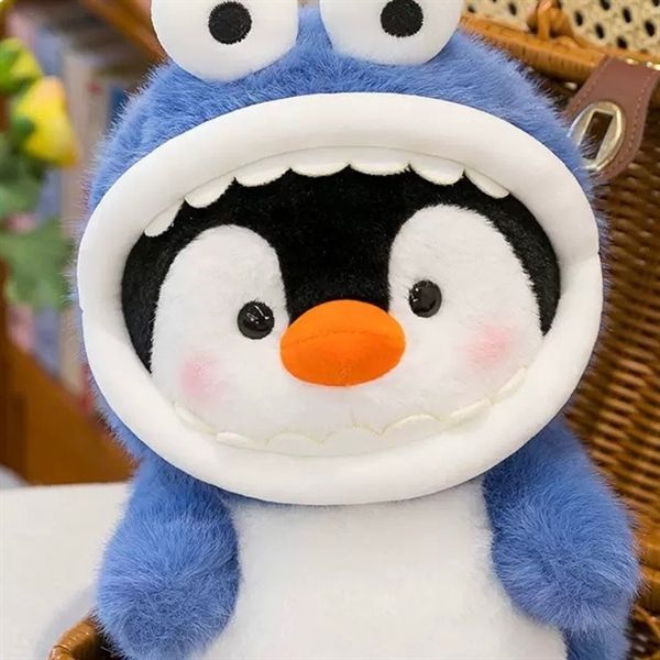  Cánh cụt bông cosplay cá mập 