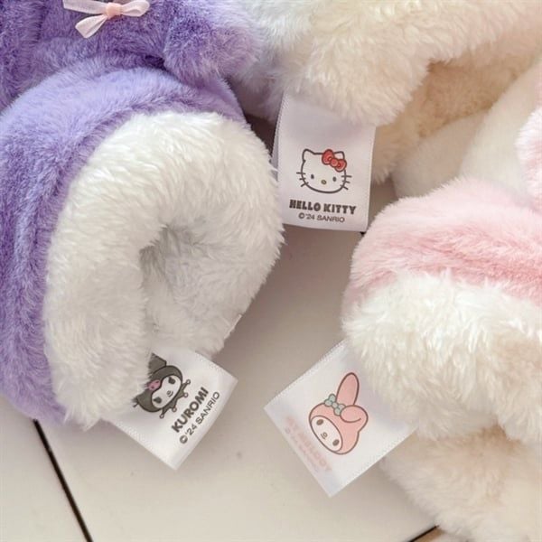  Găng tay úp lật Sanrio 