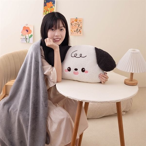  Gối kèm chăn cún trắng đen 45cm 