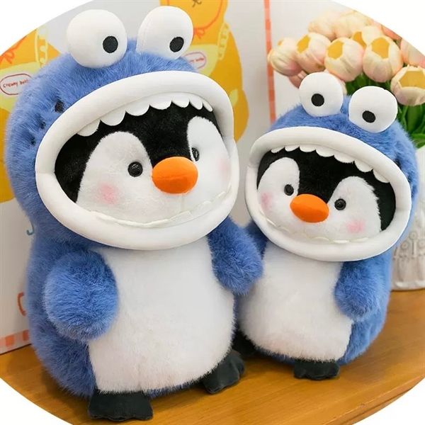  Cánh cụt bông cosplay cá mập 