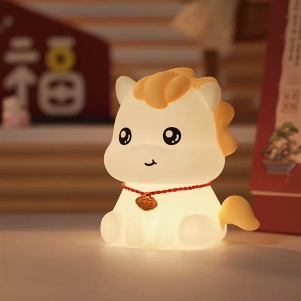  Đèn ngủ bé ngựa đeo vòng 