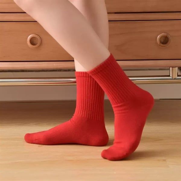  Tất đỏ tron bo cổ Tong Chuang 