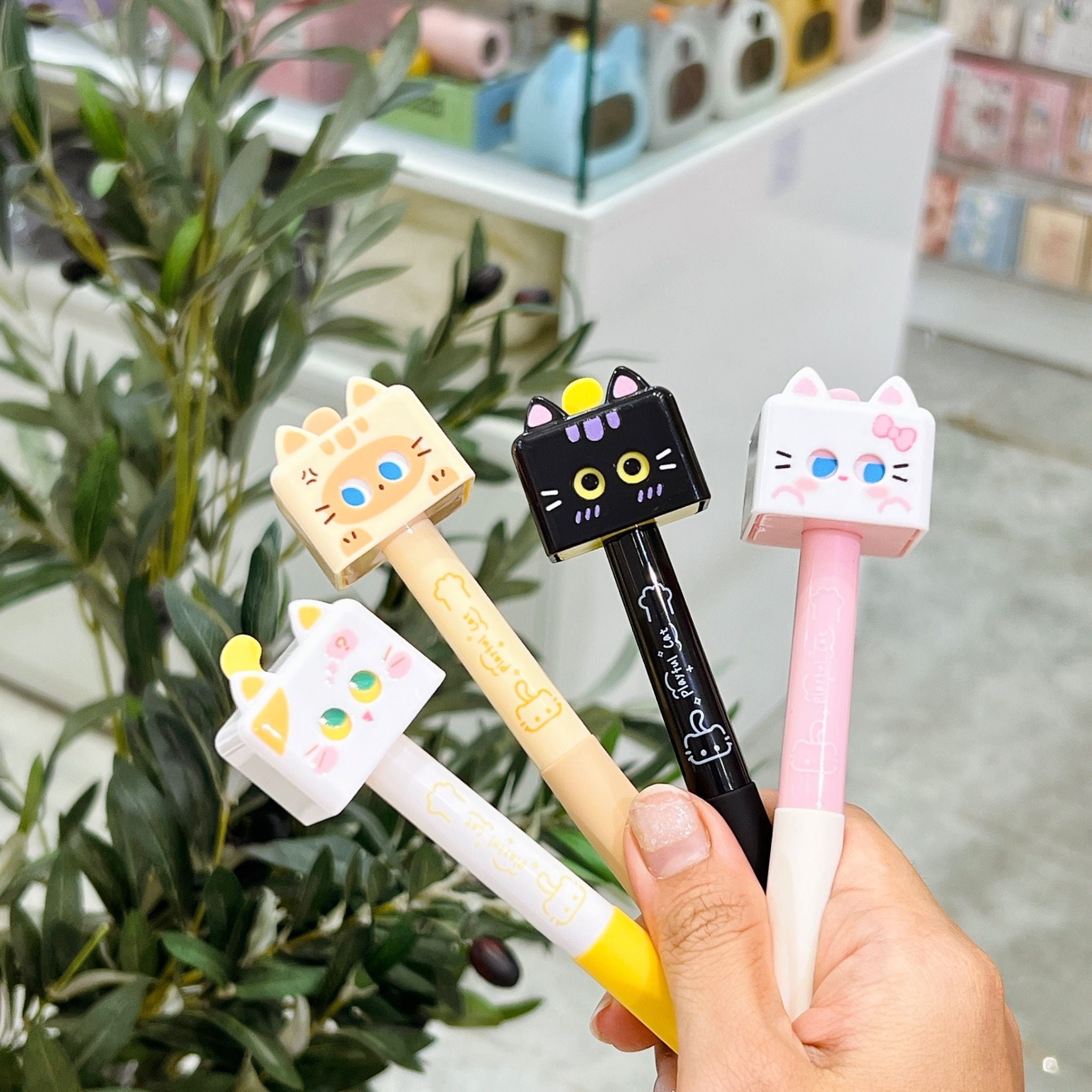  Bút mèo đầu vuông thay đổi nét mặt 