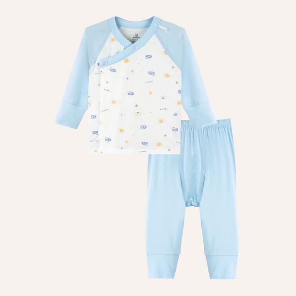  Hello World Premium Baby Gift Set 