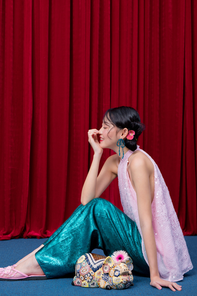 Yếm kim sa Như Ngọc