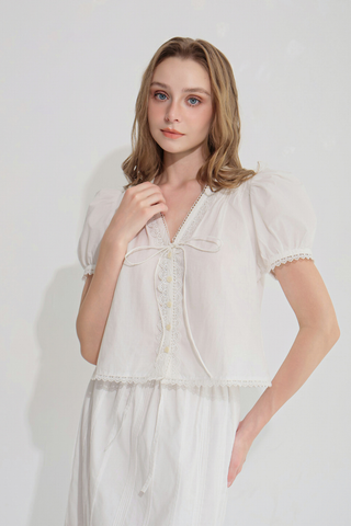 Áo kiểu Betty - Trắng