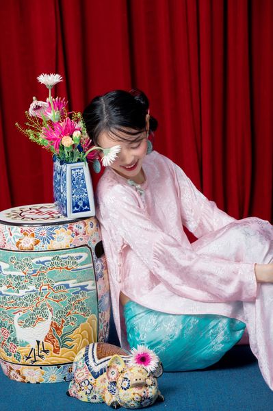 Áo dài Vân Vũ – Hoạ tiết thọ dơi | Màu cam đào