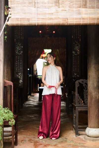 Quần nhung kim sa Bích Diễm