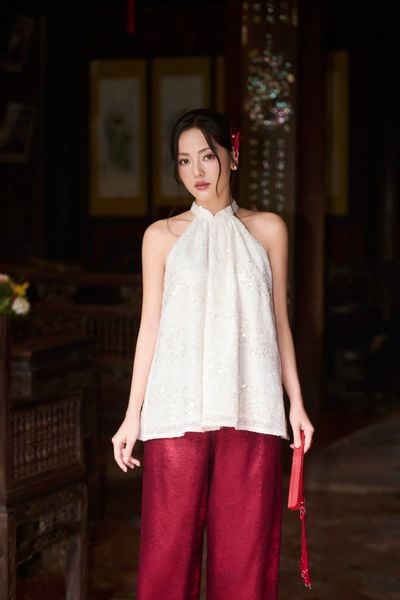 Yếm kim sa Như Ngọc