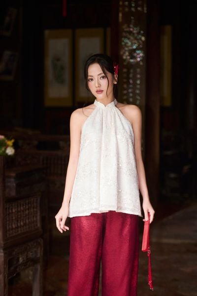 Yếm kim sa Như Ngọc