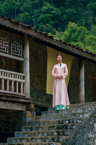 Áo dài Vân Vũ – Hoạ tiết thọ dơi | Màu cam đào