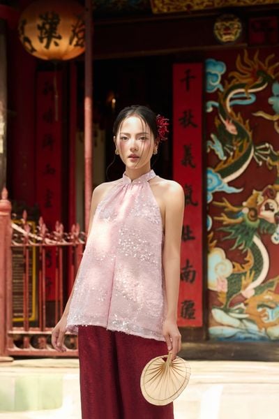 Yếm kim sa Như Ngọc