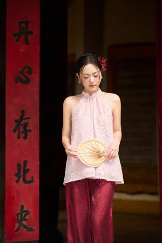 Yếm kim sa Như Ngọc