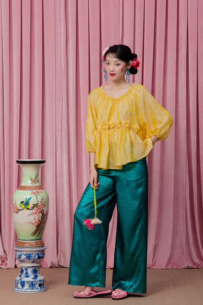 Quần nhung kim sa Bích Diễm