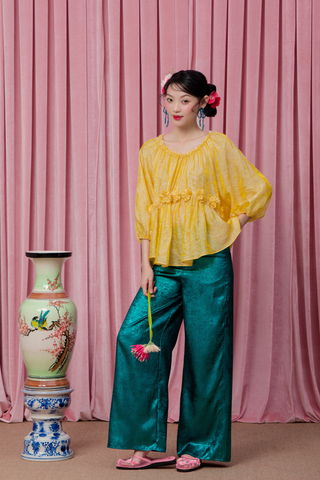 Quần nhung kim sa Bích Diễm