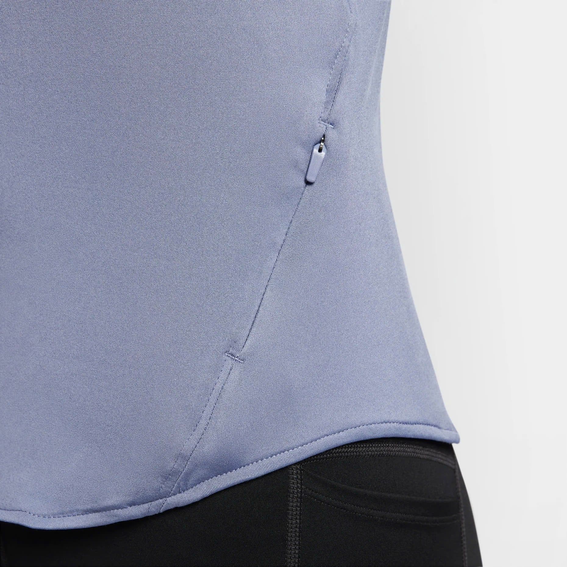  Áo running nike nữ HQ0500-499 
