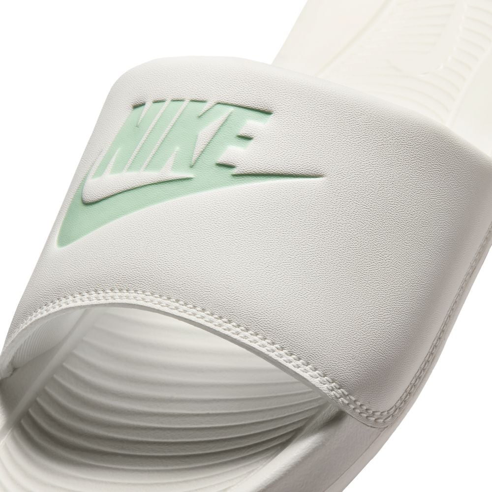  Dép sportswear nike nữ CN9677-109 