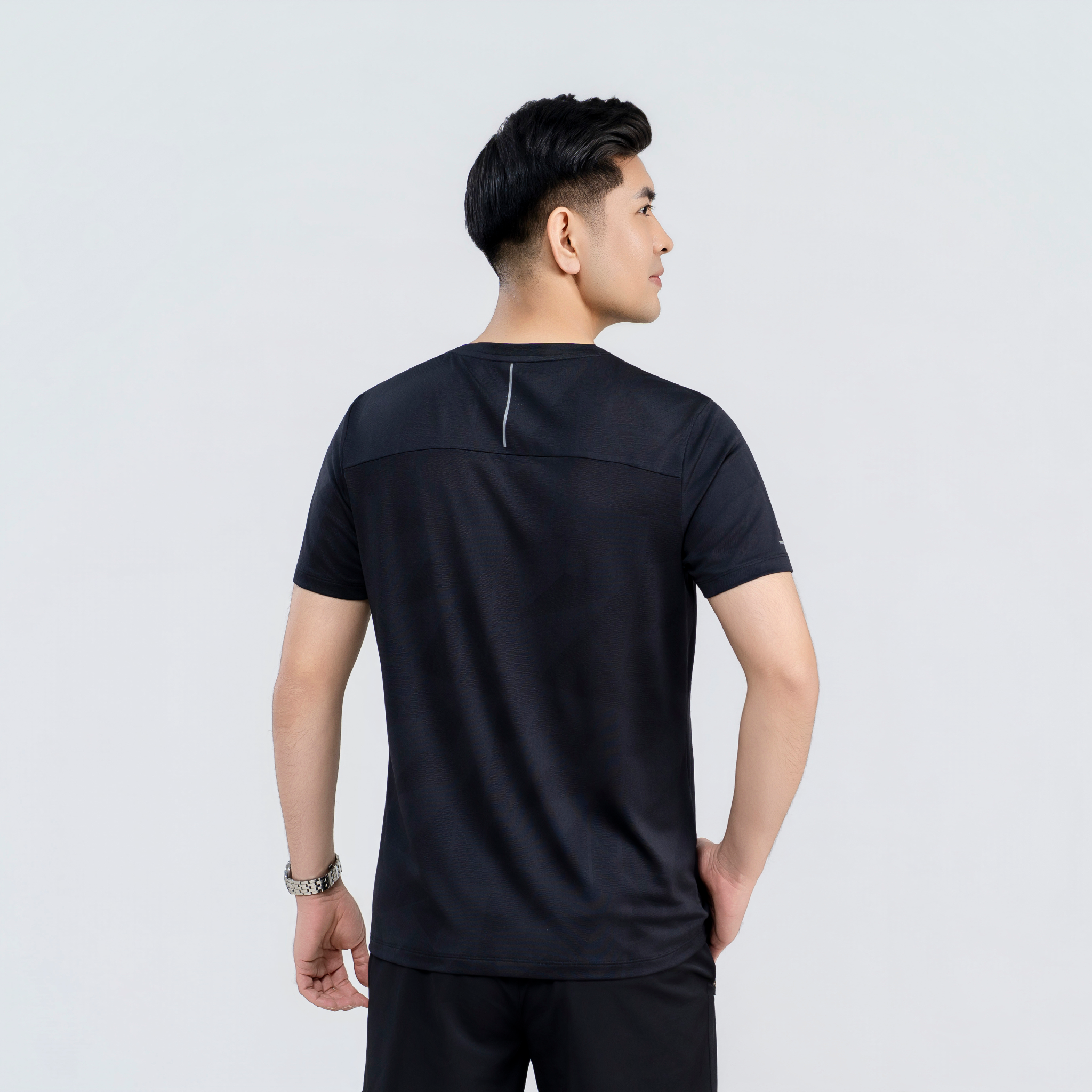  Áo tshirt nam AM  đen MT2650-00 