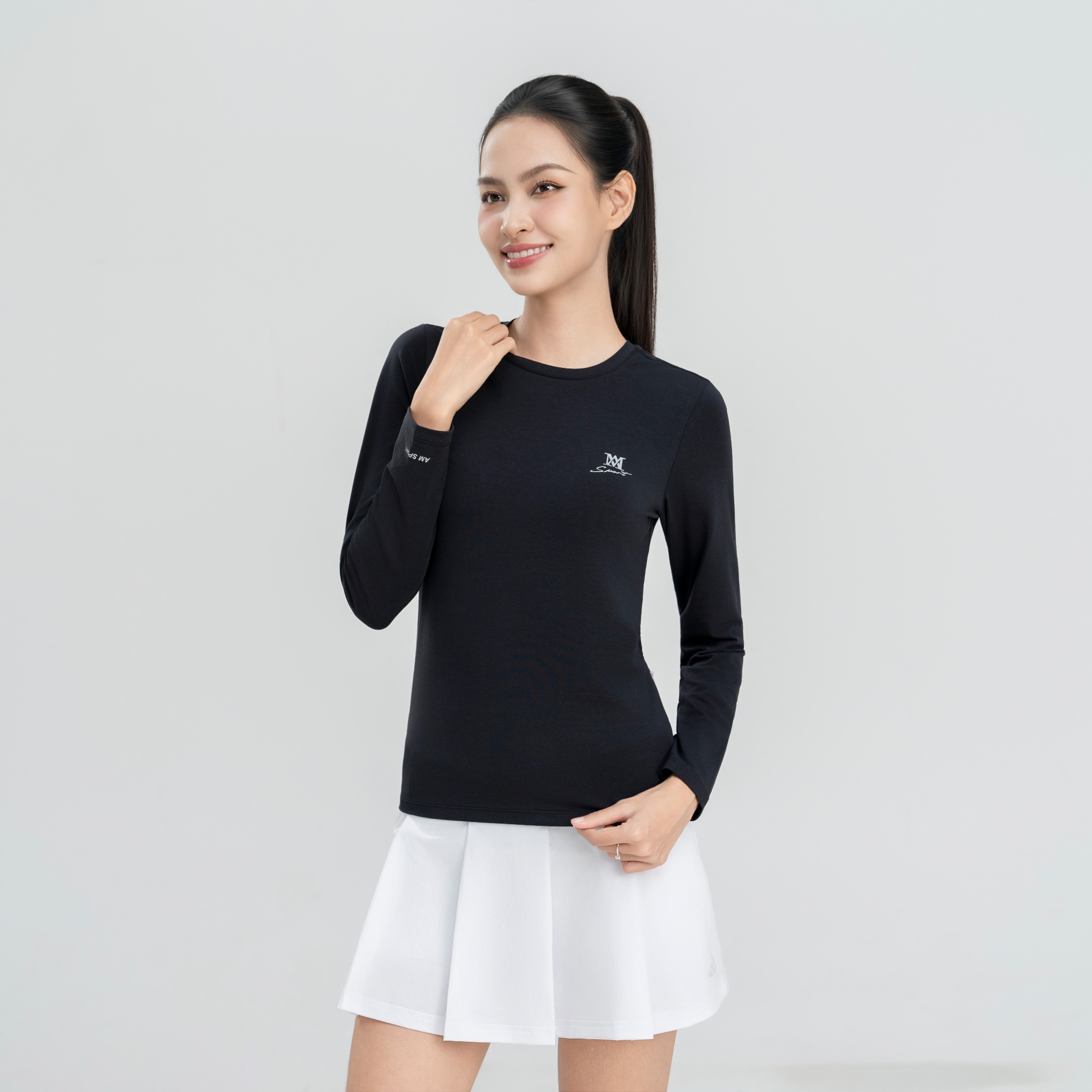 Áo giữ nhiệt AM nữ WLT2640-00 đen