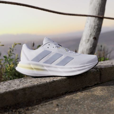  Giày running adidas Galaxy 7 nữ JQ2605 