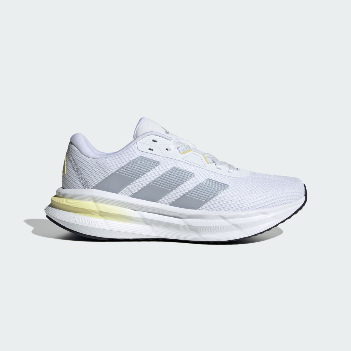 Giầy running adidas nữ JQ2605