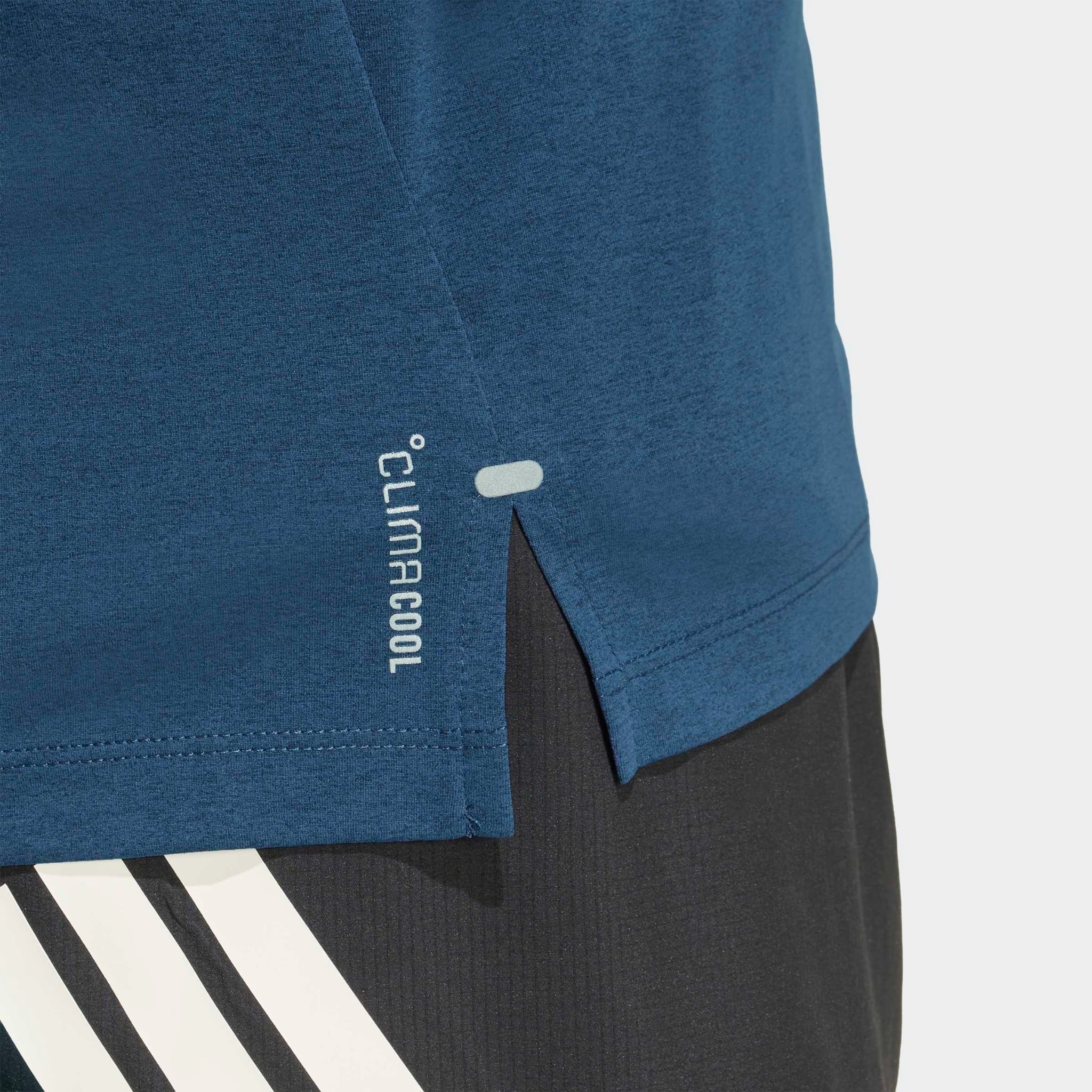  Áo running adidas nam JZ7692 